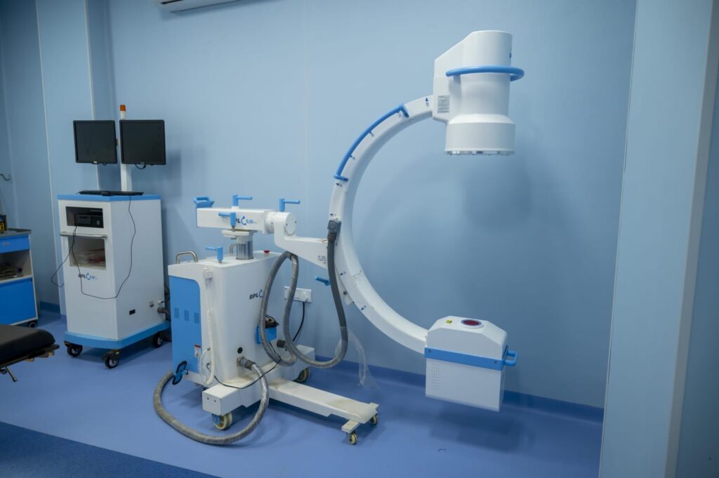 C-arm machine
